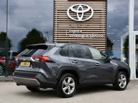 Toyota RAV4 (2021) thumbnail 7