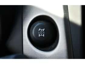 Toyota RAV4 (2009) thumbnail 8