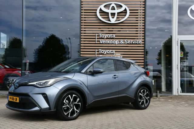 Toyota C-HR (2022) thumbnail 1