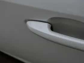 Toyota RAV4 (2021) thumbnail 19
