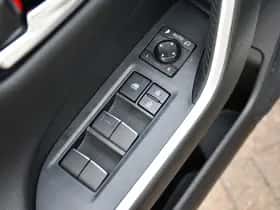 Toyota RAV4 (2021) thumbnail 22