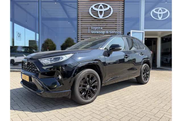 Toyota RAV4 (2021) thumbnail 1