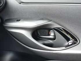 Toyota Yaris Cross thumbnail 7
