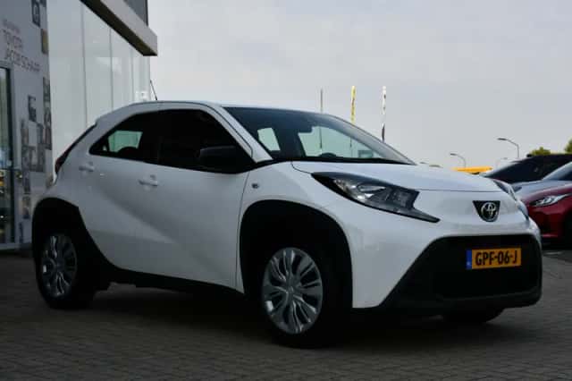 Toyota Aygo X (2024) thumbnail 5