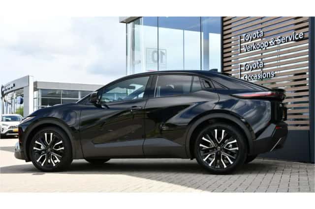 Toyota C-HR+ (2026) thumbnail 3