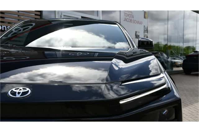 Toyota C-HR+ (2026) thumbnail 6