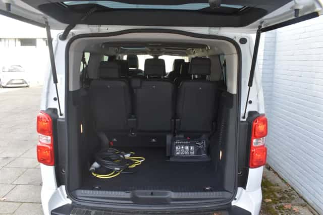 Peugeot E-Traveller (2022) thumbnail 23
