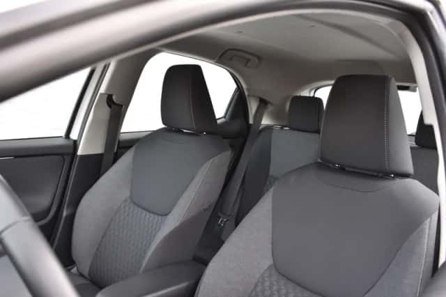 Toyota Yaris (2024) thumbnail 3