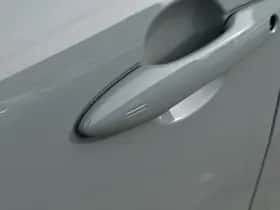 Toyota Corolla (2025) thumbnail 2