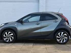 Toyota Aygo (2023) thumbnail 3