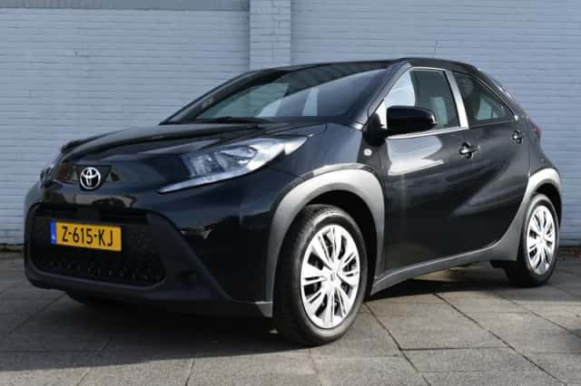 Toyota Aygo (2024) thumbnail 1