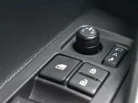 Toyota Corolla (2025) thumbnail 17
