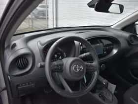 Toyota Aygo (2022) thumbnail 4