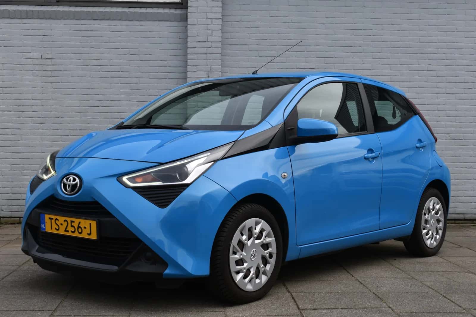 Toyota Aygo (2019) — foto 1