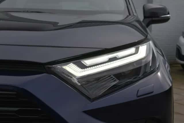 Toyota RAV4 (2025) thumbnail 2