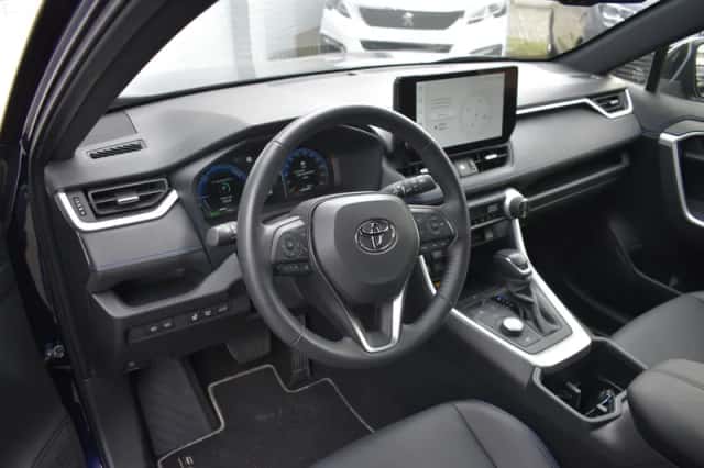 Toyota RAV4 (2025) thumbnail 20