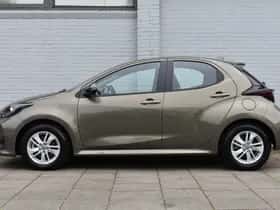 Toyota Yaris (2025) thumbnail 3