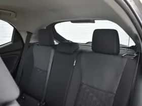 Toyota Yaris (2025) thumbnail 14