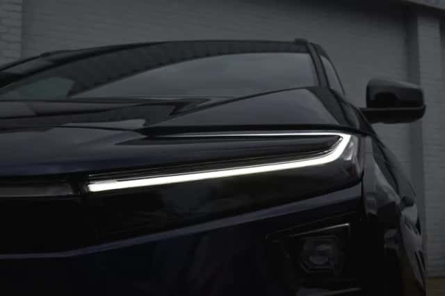Toyota bZ4X (2025) thumbnail 2