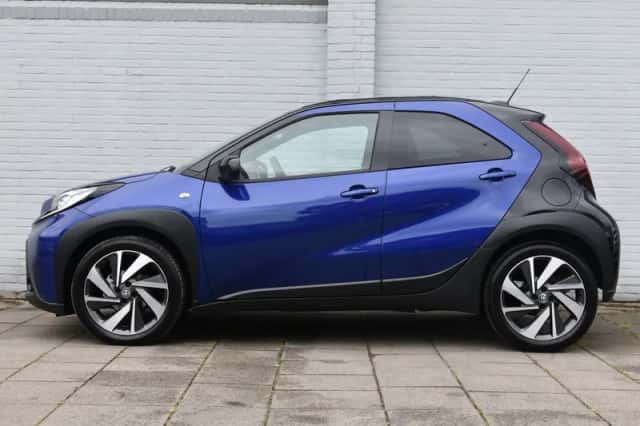 Toyota Aygo (2022) thumbnail 4