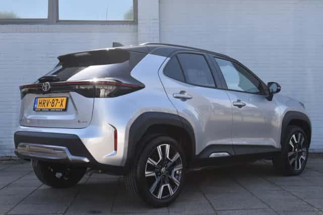 Toyota Yaris Cross (2025) thumbnail 5