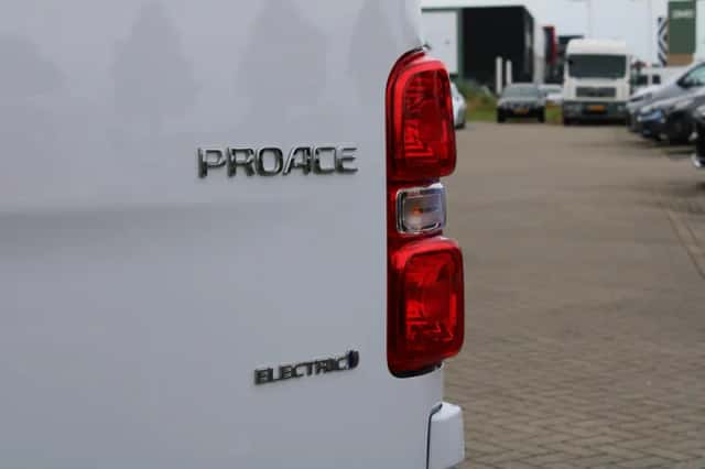 Toyota Proace (2024) thumbnail 24
