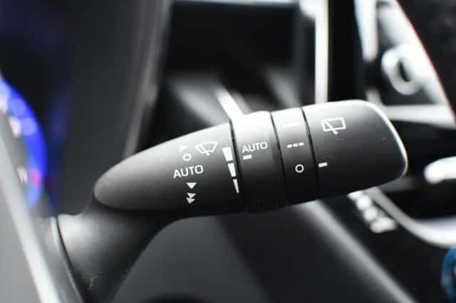 Toyota Corolla (2021) thumbnail 14