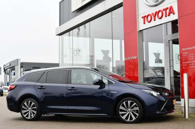 Toyota Corolla (2021) thumbnail 7