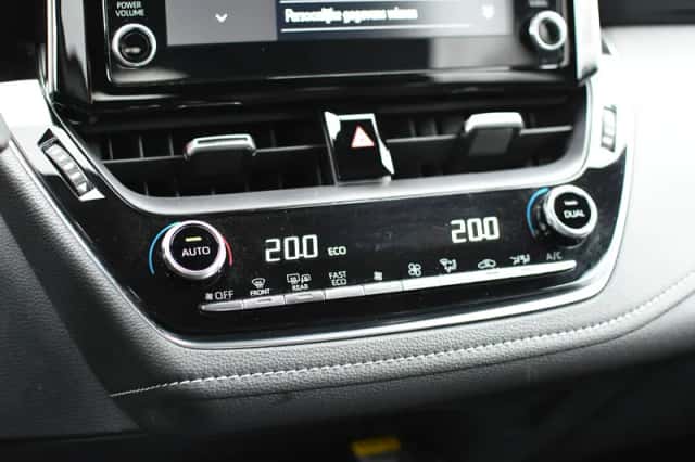 Toyota Corolla (2021) thumbnail 8