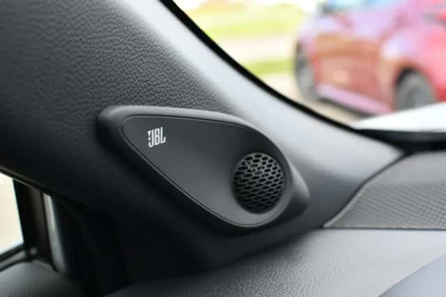Toyota Corolla (2025) thumbnail 4