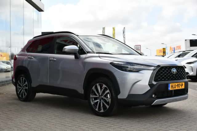 Toyota Corolla (2025) thumbnail 9