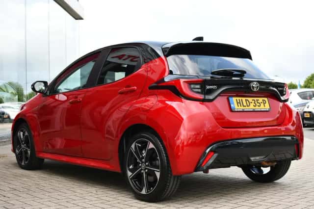 Toyota Yaris (2025) thumbnail 9