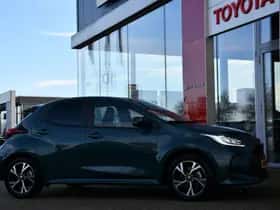 Toyota Yaris (2025) thumbnail 3