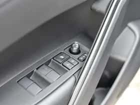 Toyota Corolla (2025) thumbnail 23