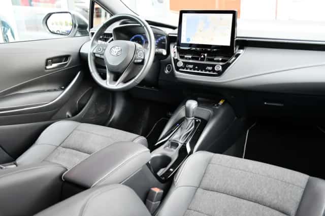 Toyota Corolla (2024) thumbnail 16