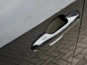 Toyota RAV4 (2021) thumbnail 12