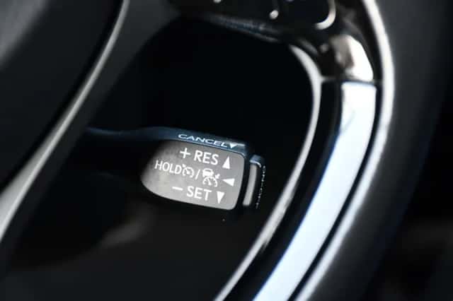 Toyota C-HR (2022) thumbnail 34