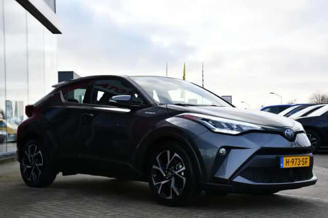 Toyota C-HR (2020) thumbnail 11