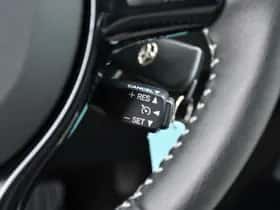 Toyota Yaris (2020) thumbnail 8