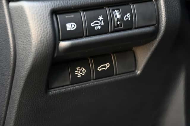 Toyota Land Cruiser (2024) thumbnail 16