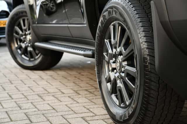 Toyota Land Cruiser (2024) thumbnail 19