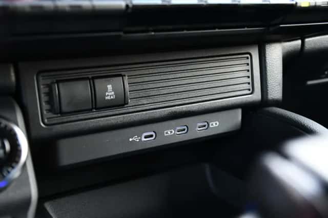 Toyota Land Cruiser (2024) thumbnail 38
