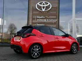 Toyota Yaris (2021) thumbnail 11