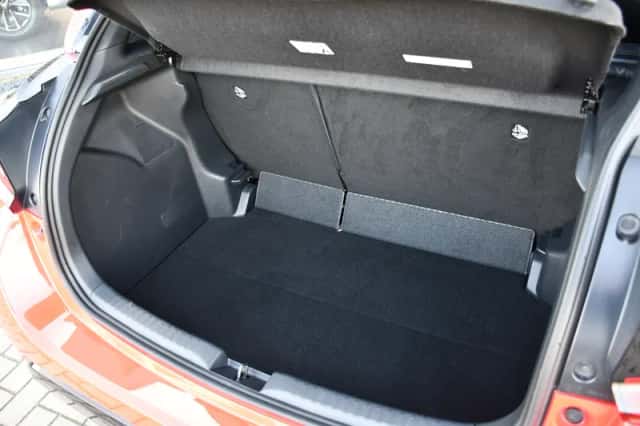 Toyota Yaris (2021) thumbnail 24