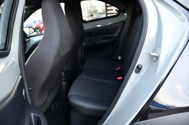 Toyota Aygo (2024) thumbnail 12