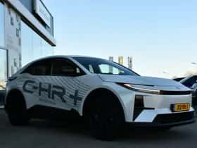 Toyota CHR + (2026) thumbnail 3