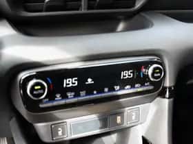 Toyota Yaris (2023) thumbnail 9