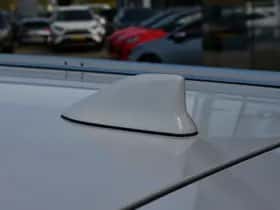 Toyota Auris (2018) thumbnail 15