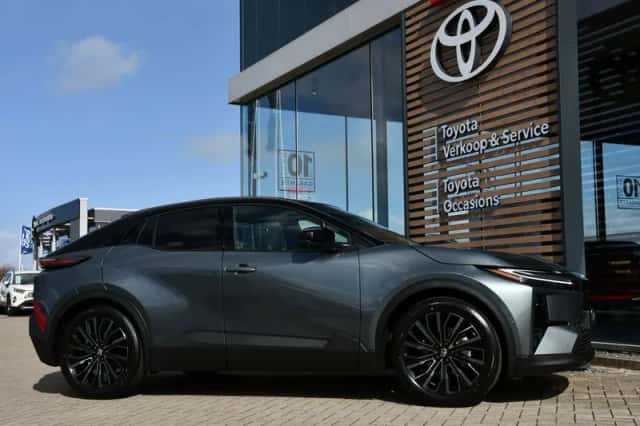Toyota C-HR+ (2026) thumbnail 3