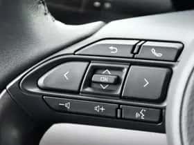 Toyota Yaris Cross (2023) thumbnail 2